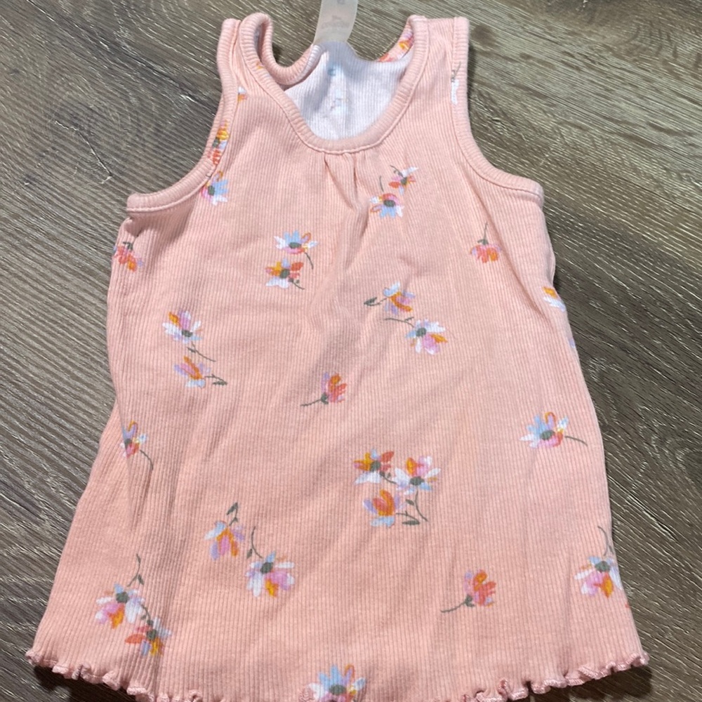 Oshkosh size 4t shirt